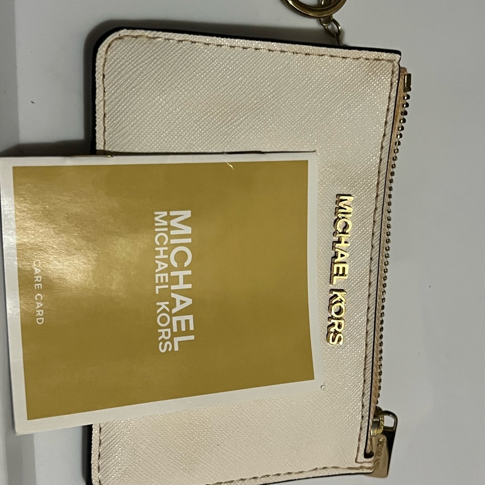 Michael Kors Cream wallet